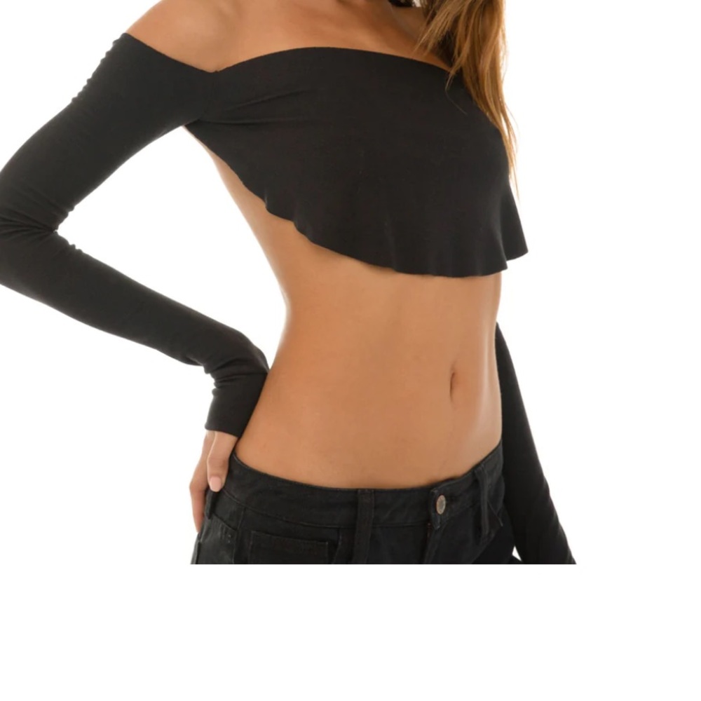 Areyouami qia top